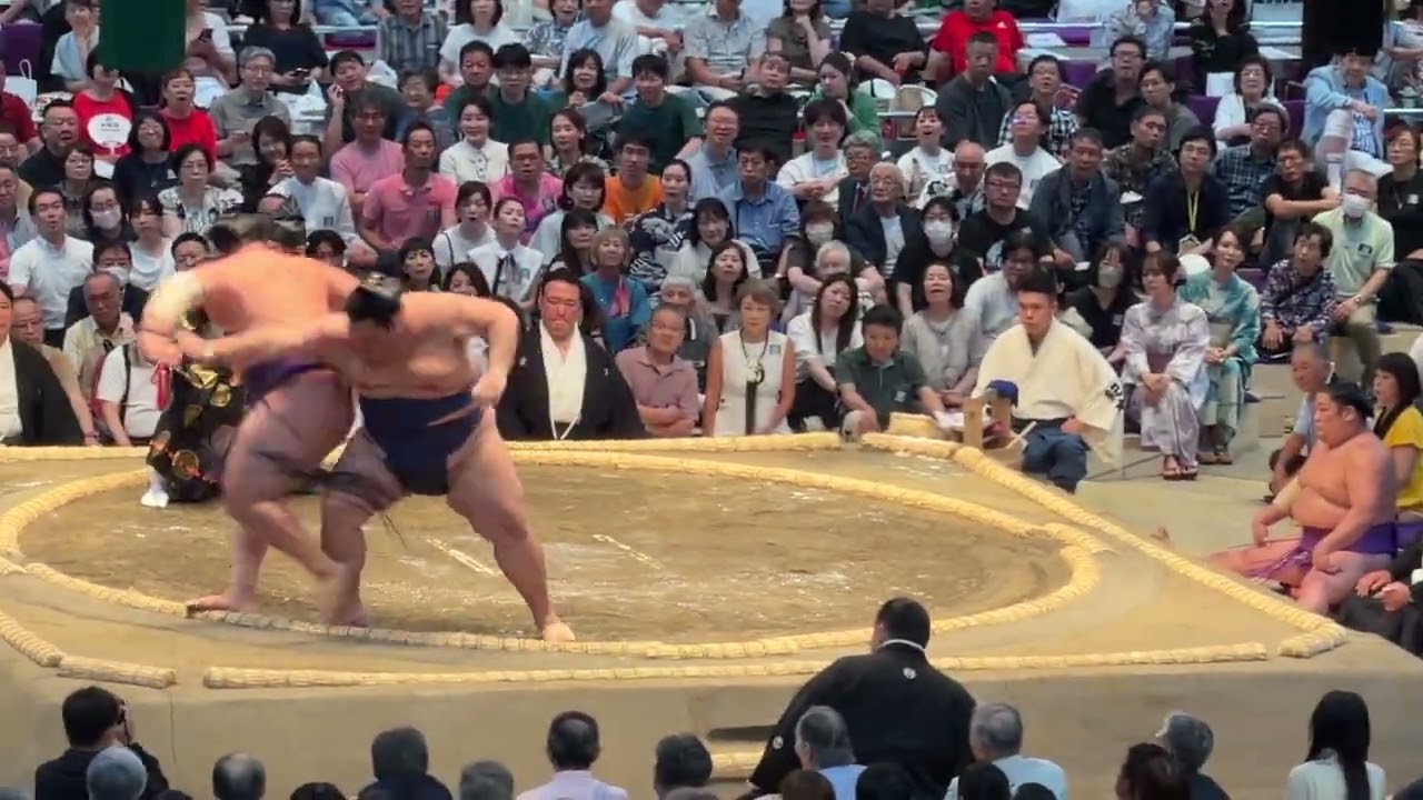 速報❗️『新入幕対決』大青山 vs 一意【大相撲令和8年7月場所】初日 DAISEIZAN vs KAZUMA【SUMOJULDAY1】2026/07/12 名古屋 background