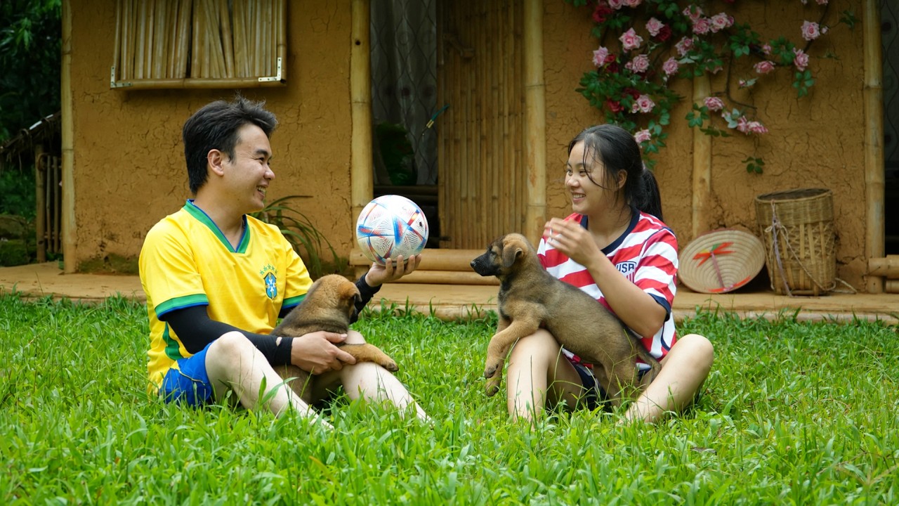 Phu and May's Laughter-Filled Afternoon Football Match | May's Gift of Two Dogs to Phu background