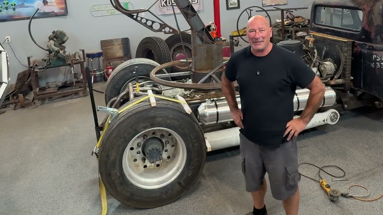 Unconventional Custom Fiberglass Fenders: Little Jewel Gets New Shoes! background