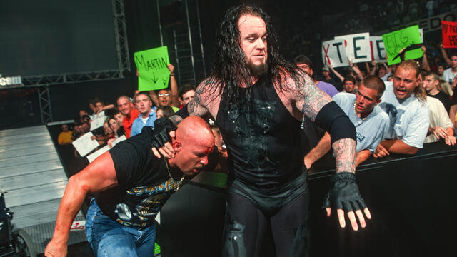 FULL MATCH: Brothers of Destruction vs. “Stone Cold” Steve Austin & Big Show: Raw, July 12, 1999 background