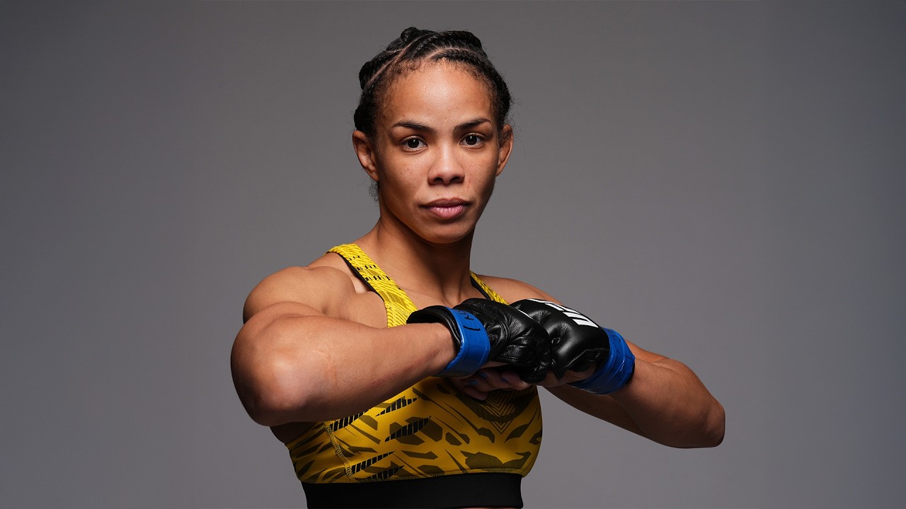 Dione Barbosa | Lutadora em Destaque | UFC Oklahoma City background