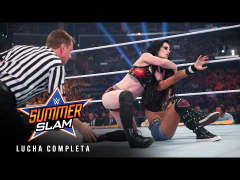 LUCHA COMPLETA: AJ Lee vs. Paige | Campeonato de las Divas: SummerSlam 2014 background