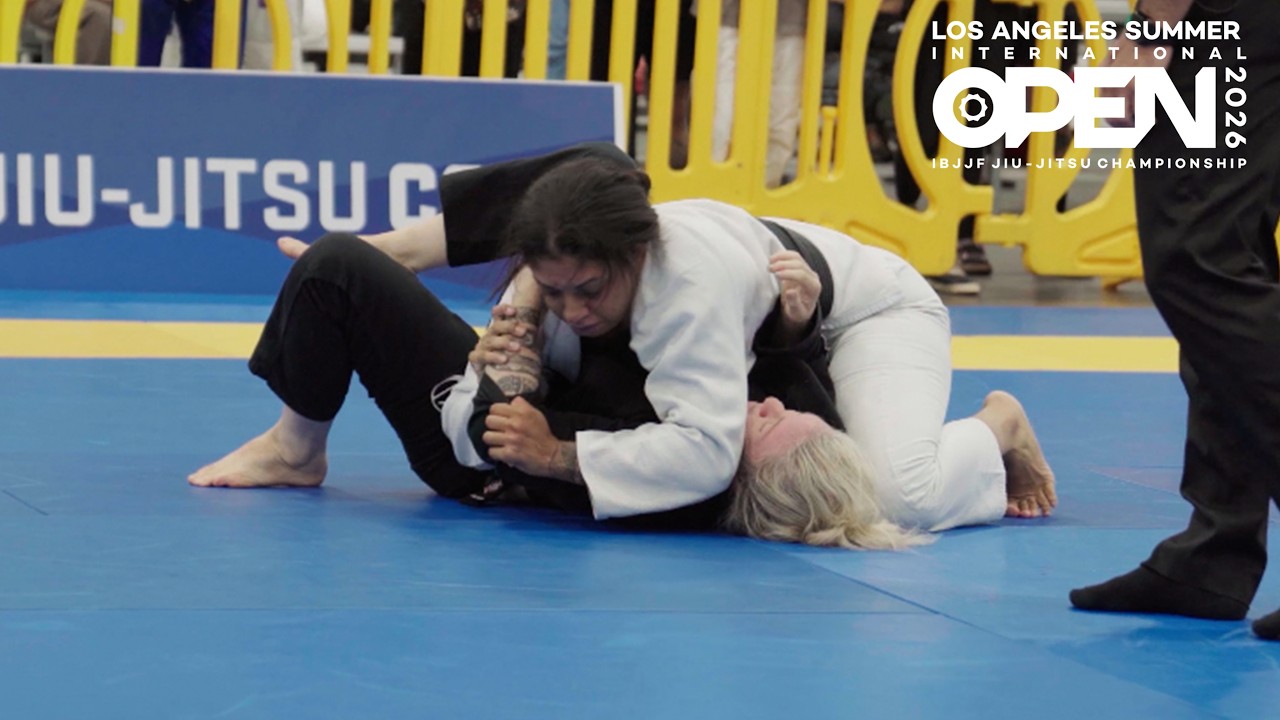 Bruna Valois vs Rachel Nelson / Los Angeles Summer Open 2026 background
