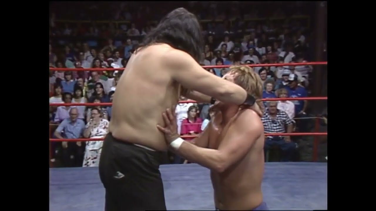 Kerry Von Erich and Kabuki vs The Dynamic Duo. WCCW 1985 background