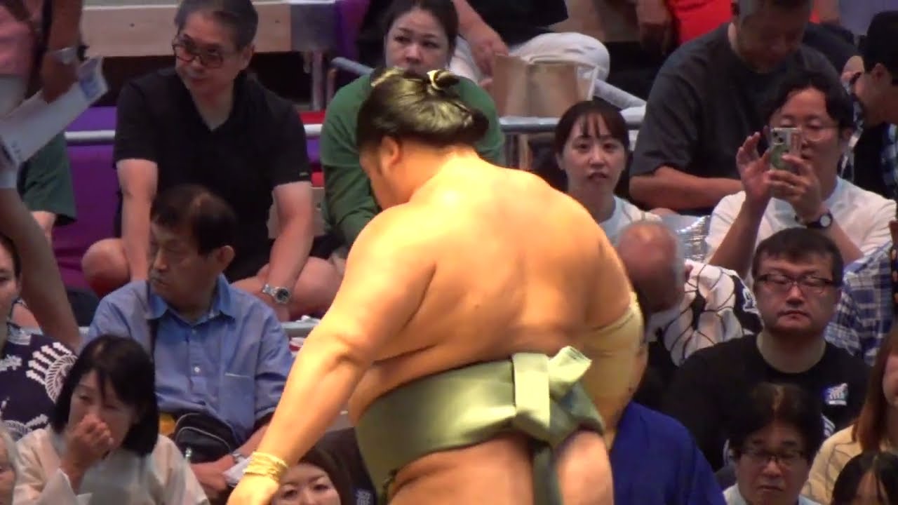 明生 vs 湘南乃海【大相撲令和8年7月場所】初日 MEISEI vs SHONANNOUMI【SUMO JUL DAY1】2026/07/12 名古屋場所 background