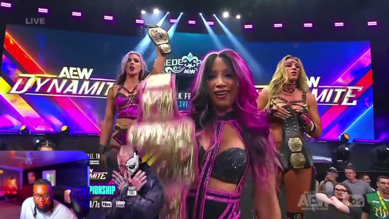 Willow, Hiyan and Maya World vs Mercedes Mone and Divine Dominion | AEW wrestling reaction background