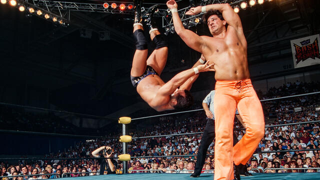 FULL MATCH: Dean Malenko vs. Disco Inferno | WCW Cruiserweight Title Match: Bash at the Beach 1996 background