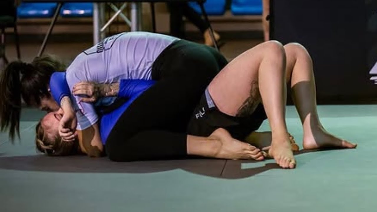 Monique van Staden full mount choke win background