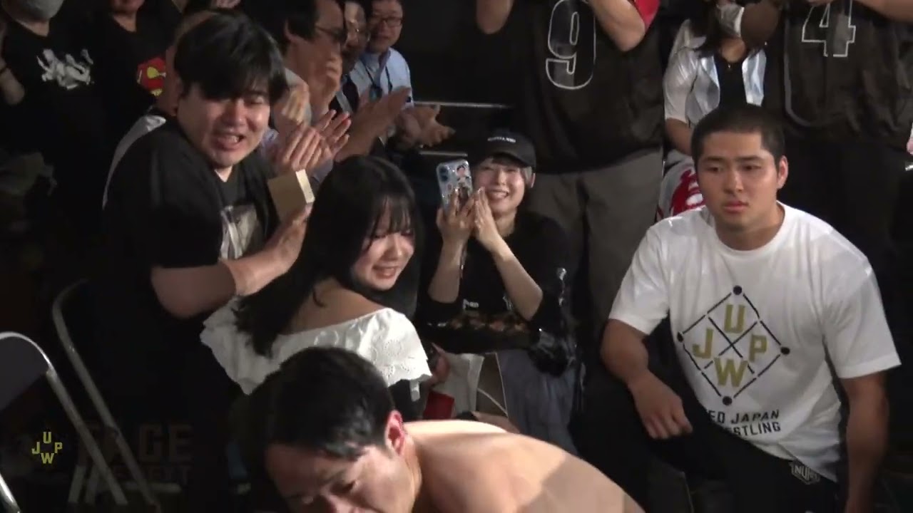 日本プロレスリング連盟(UJPW)が主催する「FACE THE NEXT」でガンバレ☆プロレス元島仙太郎が初勝利! background