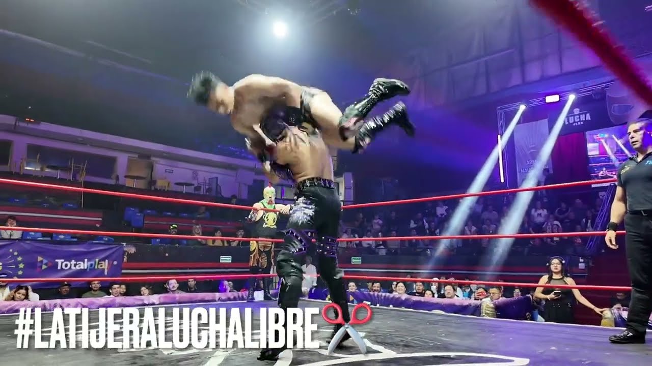 Gasparin y Angelux 🆚 Fly y Kikiri Boom en la Arena Naucalpan- IWRG 2026-07-18 06:15 background
