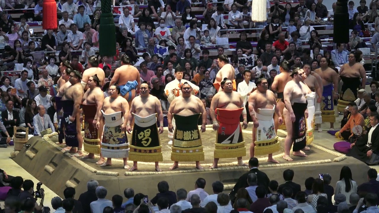 4K 幕内土俵入り 横綱土俵入り 豊昇龍 大の里 霧島 宇良 朝乃山 熱海富士 他 賜盃返還式【大相撲令和8年7月場所】初日 【SUMO JUL DAY1】2026/07/12 名古屋場所 background
