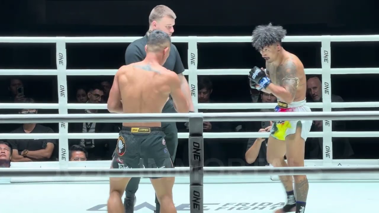 บนเวทีไม่มีคำว่าพี่น้องต่อยกันโคตรมันส์ เสือแบล็ค ท.พราน49 vs ปกรณ์ พีเค.แสนชัย