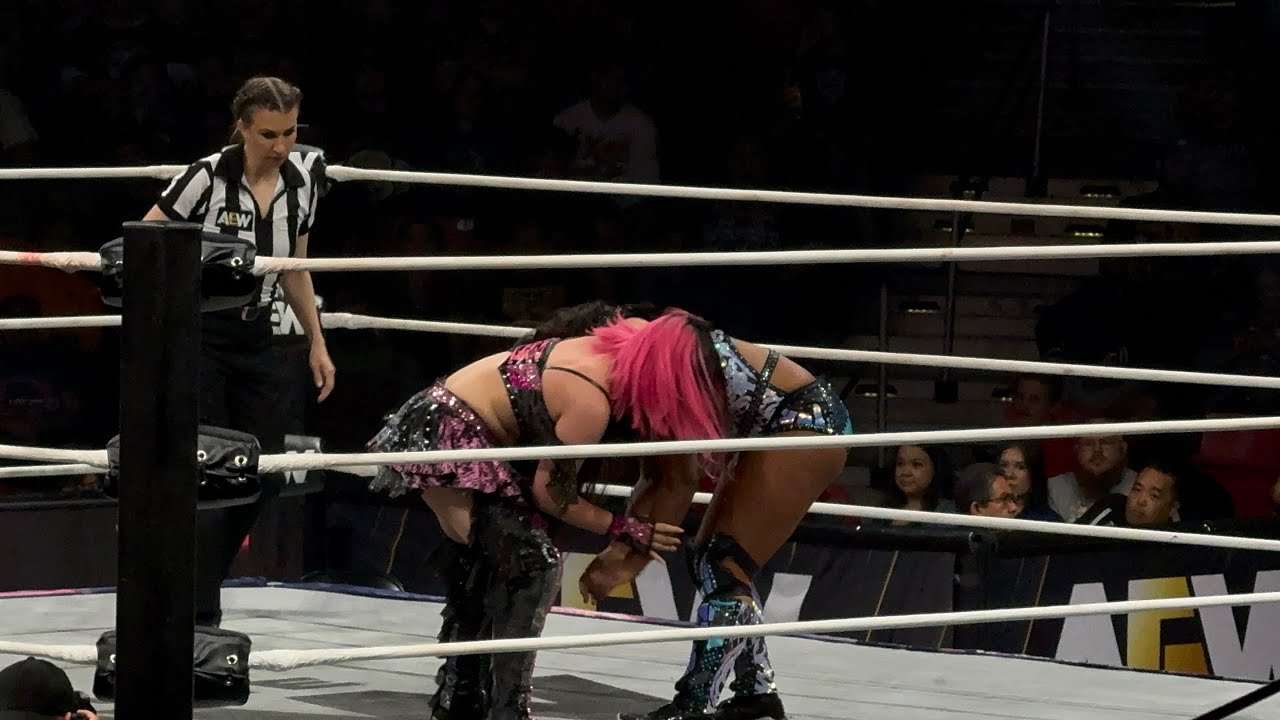 AEW Collision Athena vs Rina for the #1 entry spot in the Women's Casino Gauntlet match #aew background