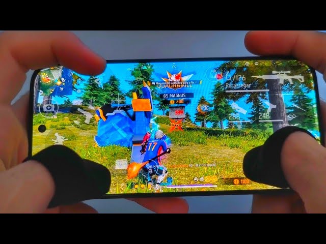 SOLO VS SQUAD GAMEPLAY FREE FIRE NO POCO X8 PRO GRÁFICO MAX 120Hz📱⚡ 1 VS 4 backdrop