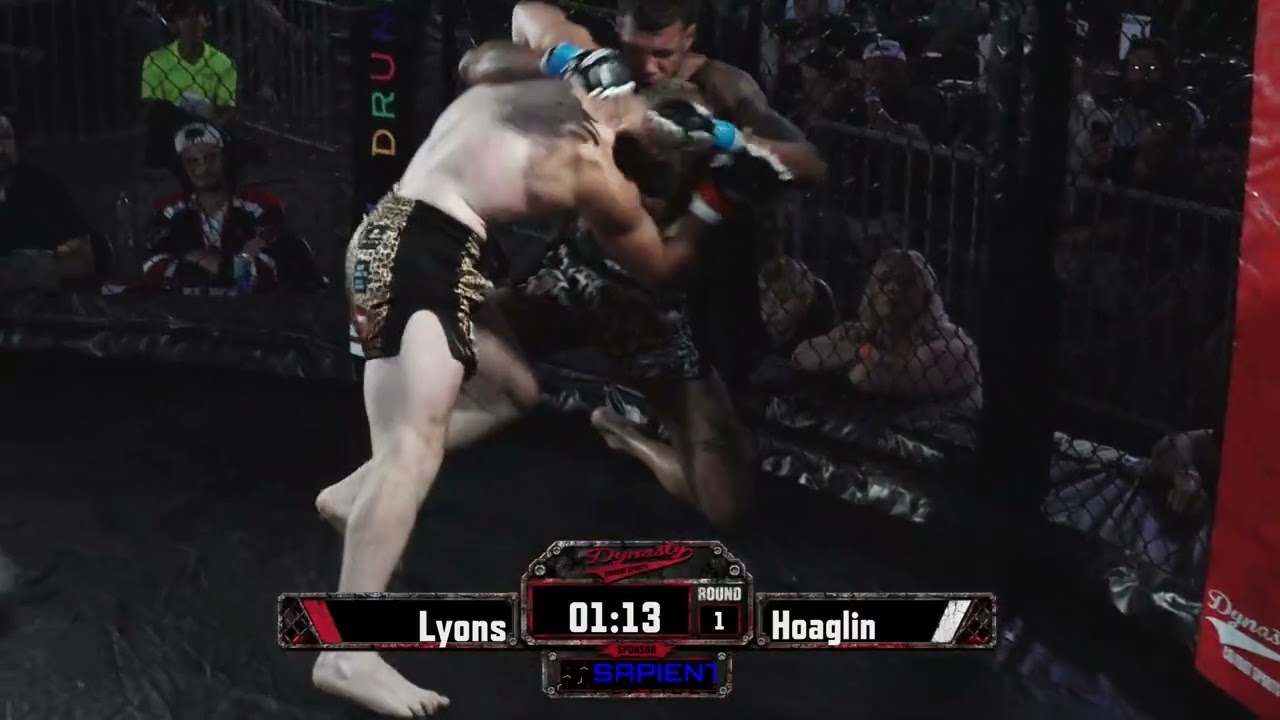 Kobe Lyons vs. Brandon Hoaglin — Unanimous Decision background