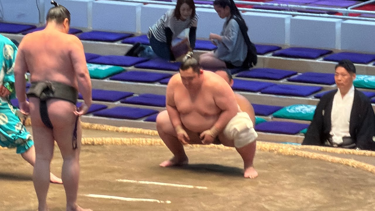 速報❗️二子山部屋 颯雅 vs 北勝就【大相撲令和8年7月場所】8日目 中日 Futagoyama SOGA vs HOKUTOSHU【SUMO JUL DAY8】2026/07/19 名古屋場所 background