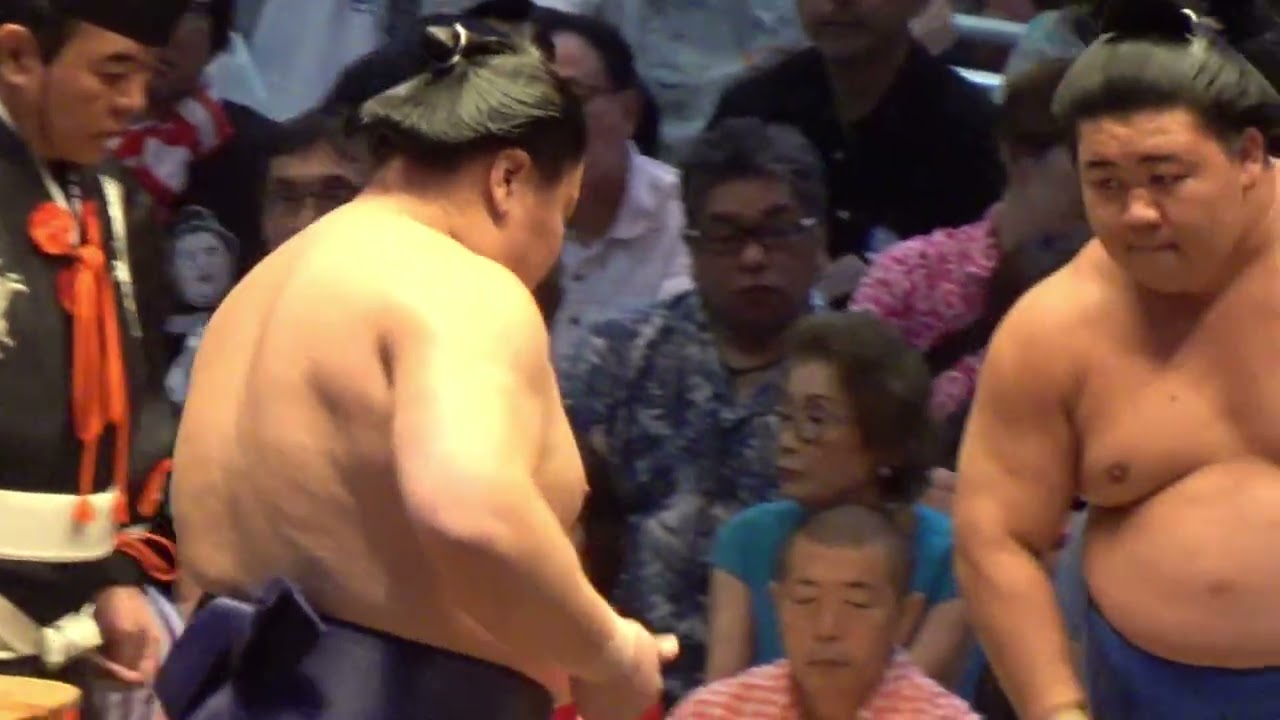 速報❗️義ノ富士 vs 藤ノ川【大相撲令和8年7月場所】8日目 中日 YOSHINOFUJI vs FUJINOKAWA【SUMO JUL DAY8】2026/07/19 名古屋場所 background