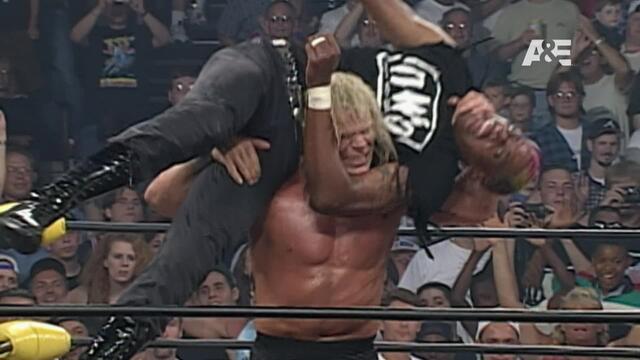 Lex Luger pulverizes Hollywood Hogan and Dennis Rodman: WWE Greatest Moments background
