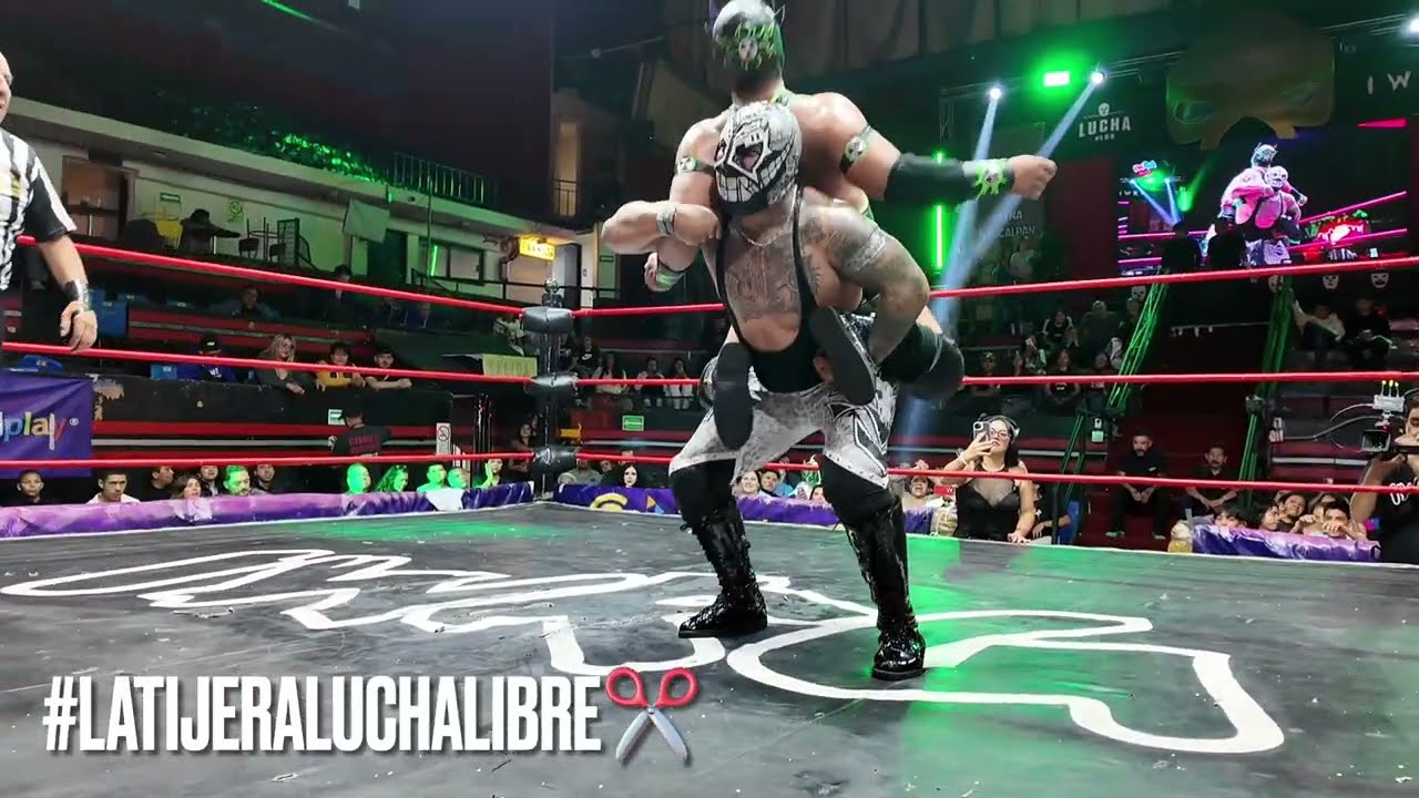 Tremenda lucha, Toxin 🆚 Radioactivo en IWRG 2026-07-19 09:26 background