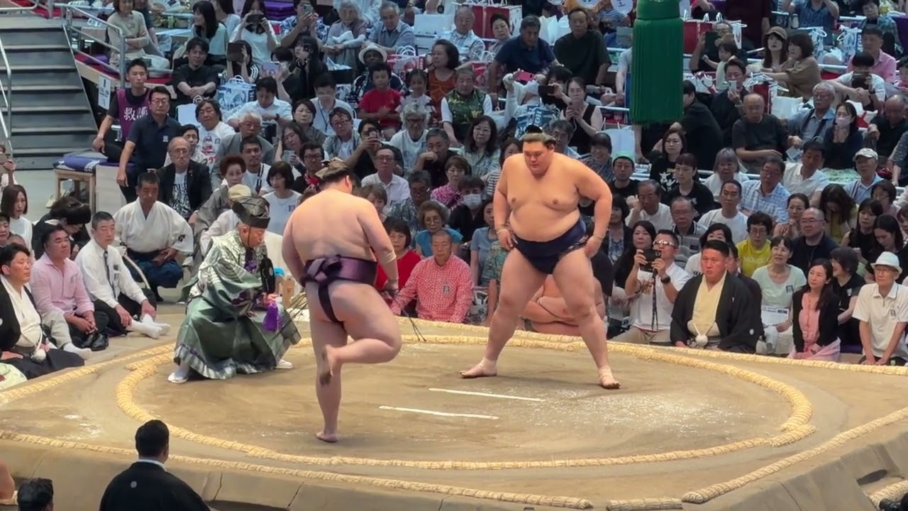 速報❗️大の里 vs 王鵬【大相撲令和8年7月場所】8日目 中日 ONOSATO vs OHO【SUMO JUL DAY8】2026/07/19 名古屋場所 2026-07-19 17:05 background