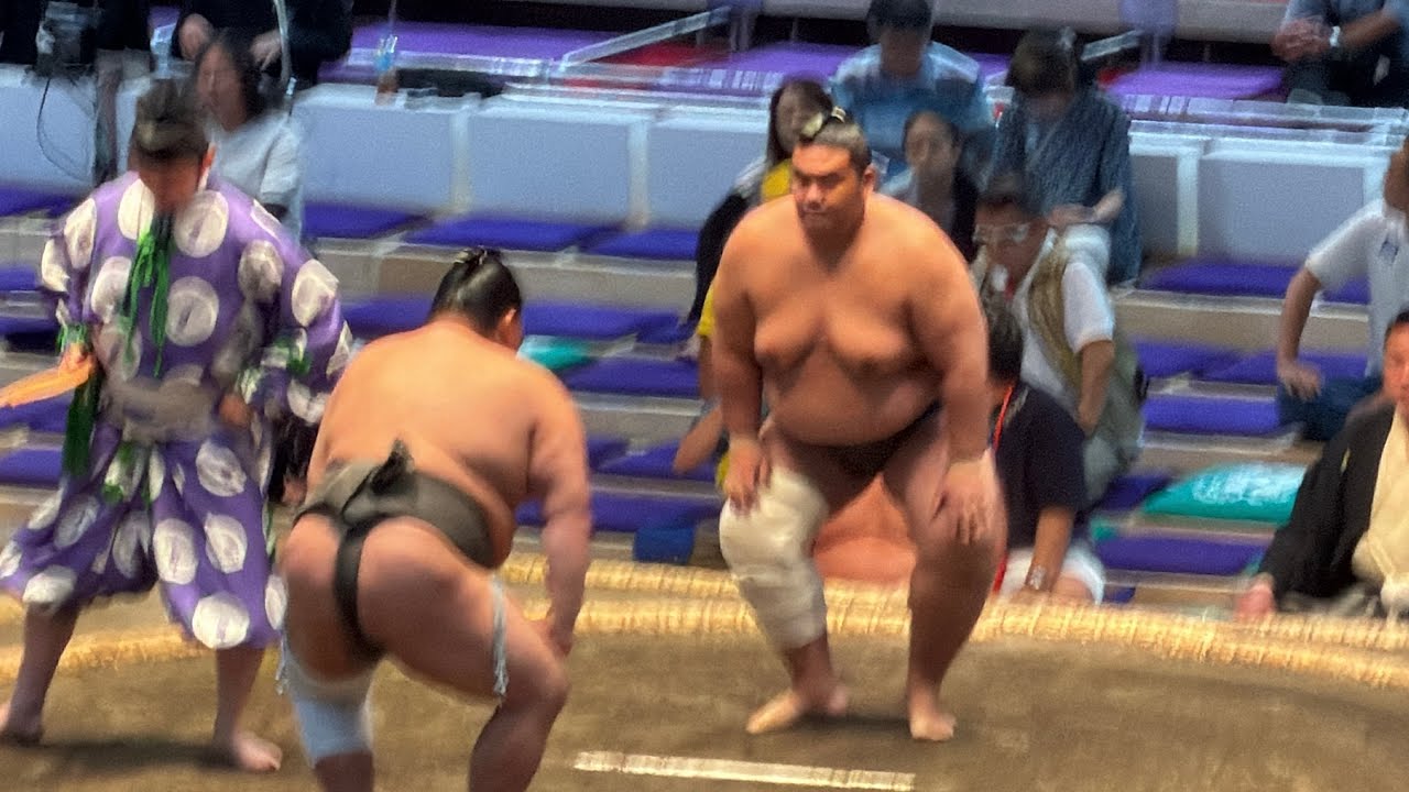 速報❗️二子山部屋 許田 vs 丸勝【大相撲令和8年7月場所】8日目 中日 Futagoyama KYODA vs MARUSHO【SUMO JUL DAY8】2026/07/19 名古屋場所 background