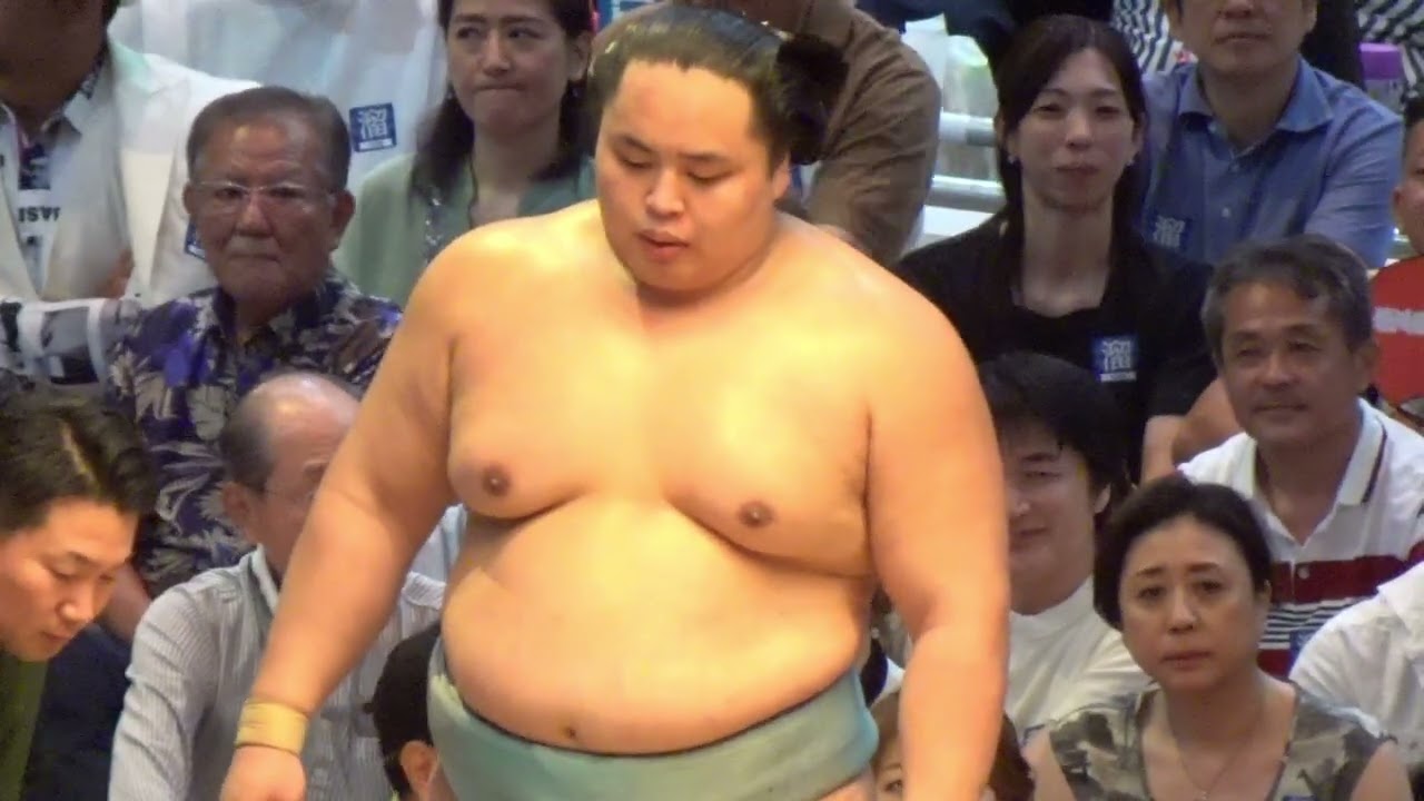 速報❗️平戸海 vs 琴勝峰【大相撲令和8年7月場所】9日目 HIRADOUMI vs KOTOSHOHO【SUMO JUL DAY9】2026/07/20名古屋場所 background