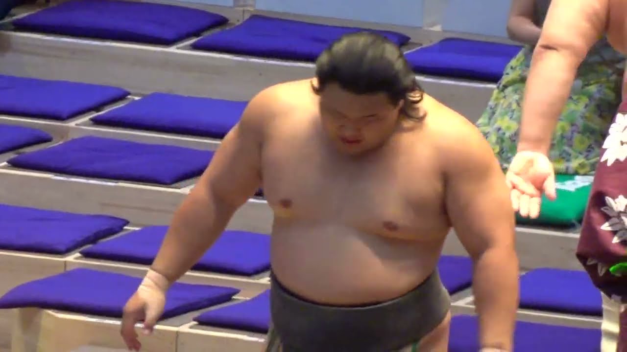 速報❗️『白月狼 11連勝中』白月狼(序二段) vs 阿龍 (三段目)【大相撲令和8年7月場所】9日目 HAKUGETSURO vs ARON【SUMO JUL DAY9】2026/7/20名古屋場所 background