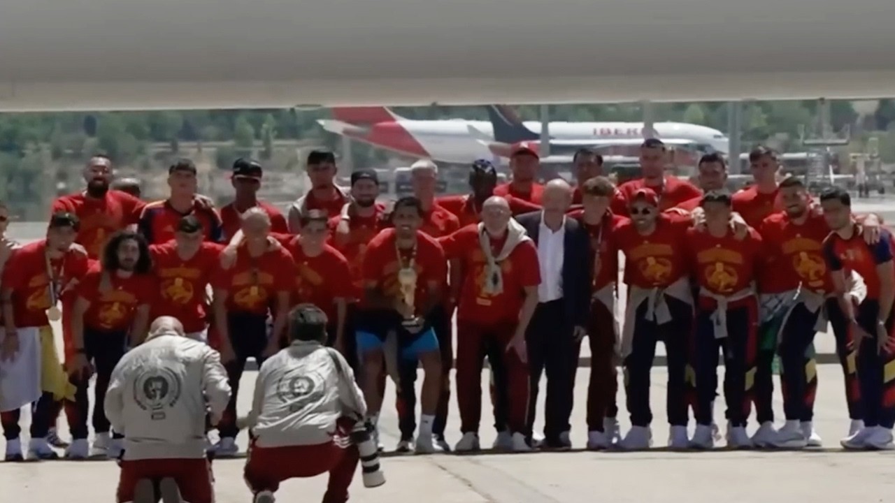 World Cup winners Spain arrive home ЁЯПЖ | ESPN FC background