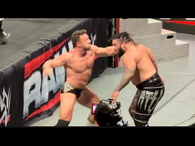 Jacob Fatu vs LA Knight Full Match - WWE Raw 7/20/2026 background