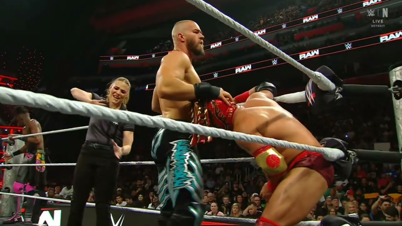 WWE RAW JE'VON EVANS & DRAGON LEE VS THE VISION 07/20/26 background