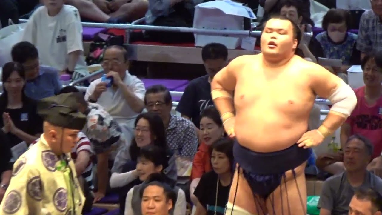 栃大海 vs 輝【大相撲令和8年7月場所】9日目 TOCHITAIKAI vs KAGAYAKI【SUMO JUL DAY9】2026/07/20 名古屋場所 backdrop