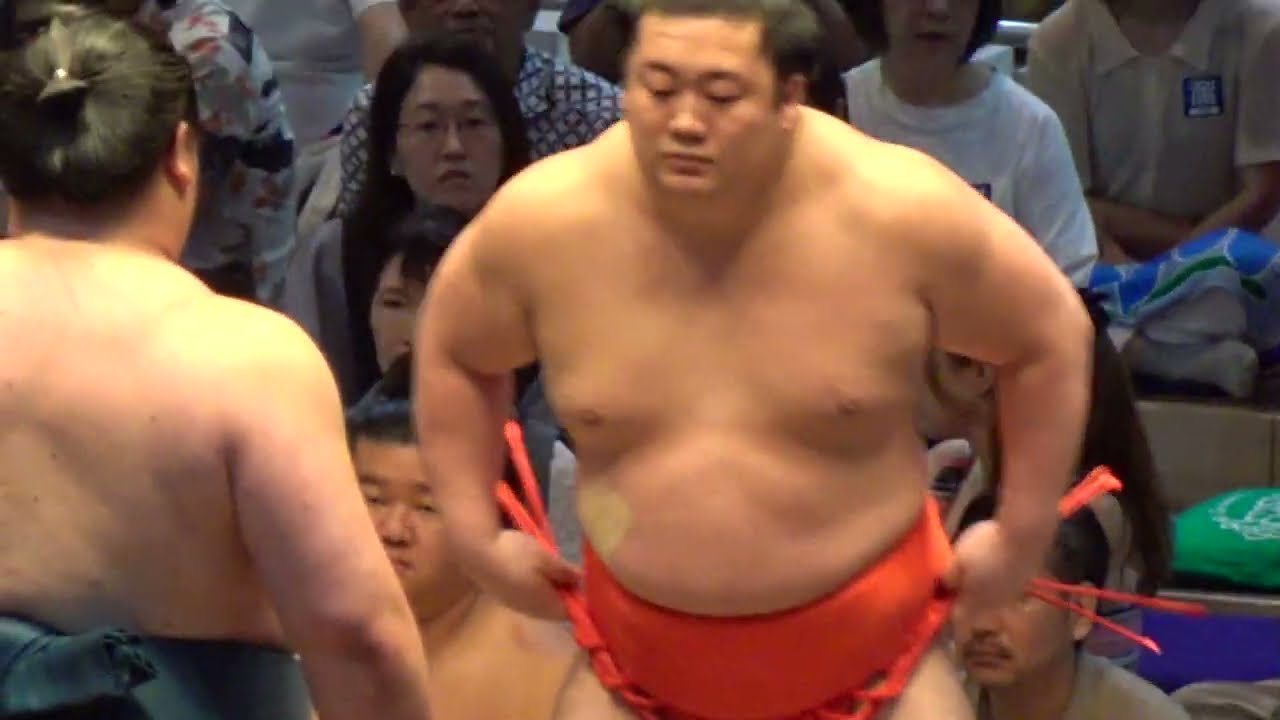 『十両優勝争いの嵐富士』嵐富士 vs 白熊【大相撲令和8年7月場所】9日目 ARASHIFUJI vs SHIROKUMA【SUMO JUL DAY9】2026/07/20 名古屋場所 backdrop