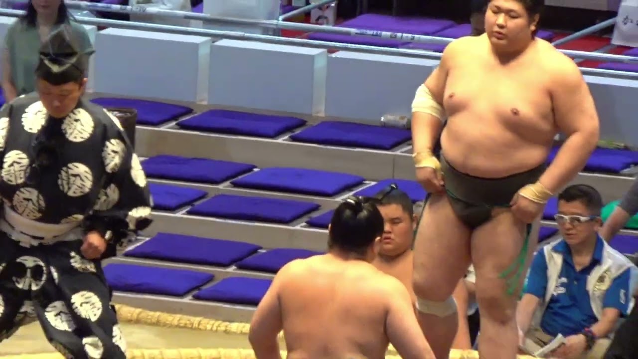 『幕下全勝対決❗️』不動豊vs長内【大相撲令和8年7月場所】9日目【SUMO JUL DAY9】2026/07/20 名古屋場所 background