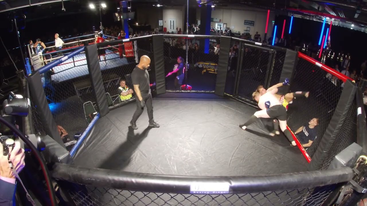 DONCASTER | MMA | COCKROACH VS TOM JONES background