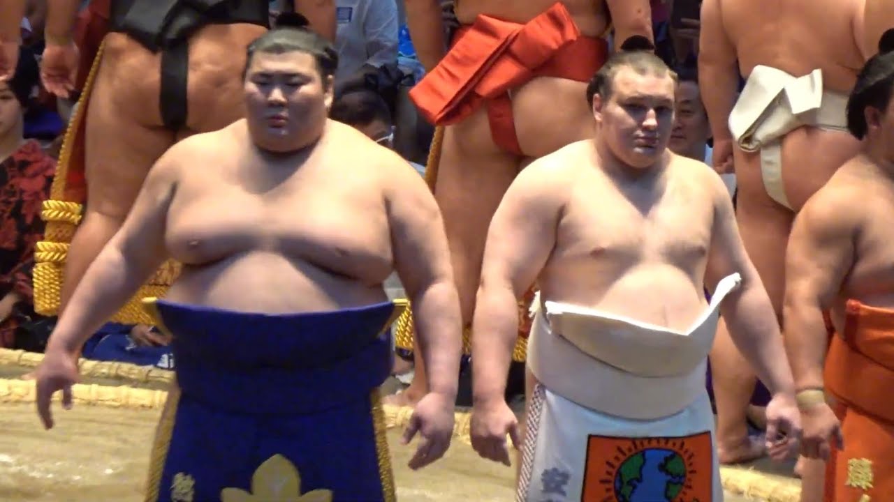 幕内土俵入り 安青錦 霧島 熱海富士 藤ノ川【大相撲令和8年7月場所】9日目【SUMO JUL DAY9】2026/07/20 名古屋場所 background