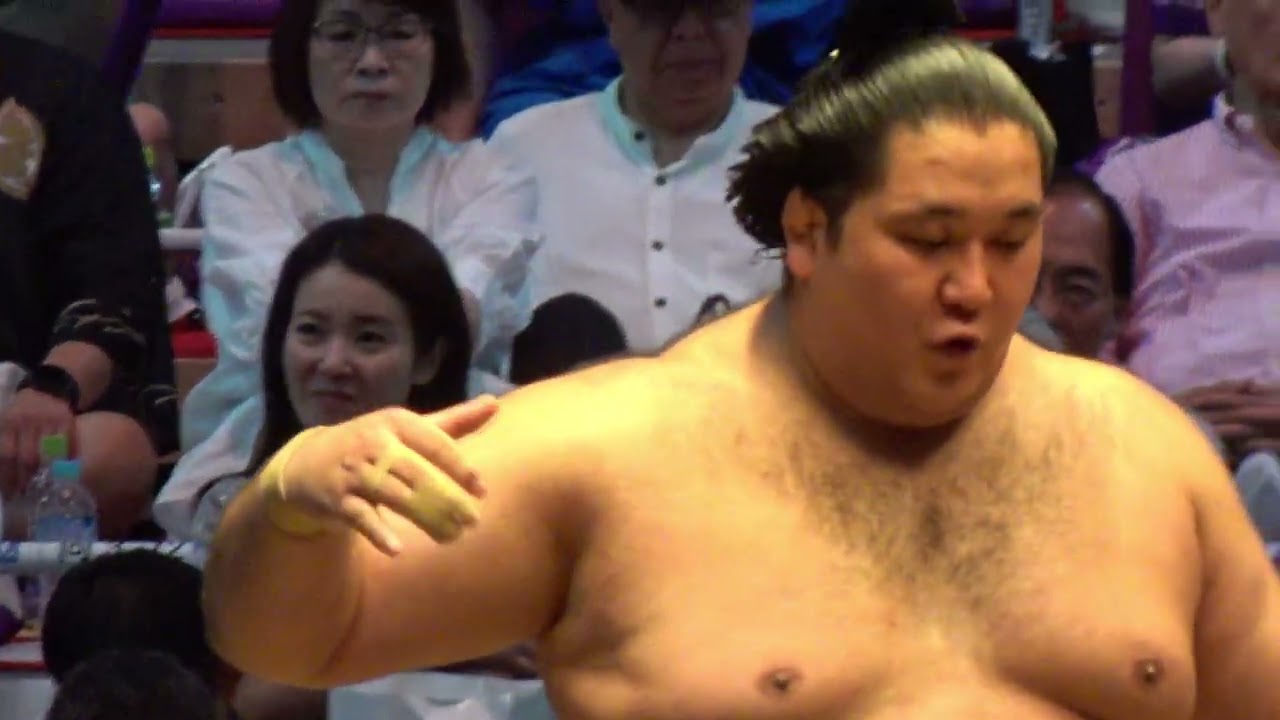 狼雅 vs 一山本【大相撲令和8年7月場所】13日目 ROGA×ICHIYAMAMOTO【SUMO JUL DAY13】2026/07/24名古屋場所 ズーム版 backdrop