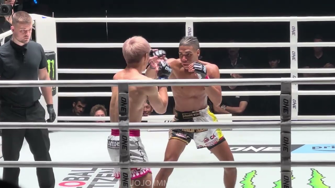 เจอใครไม่เจอกันไปเจอ คู่ปรับเทนชิน! Johan estupiñan vs Taiki naito background