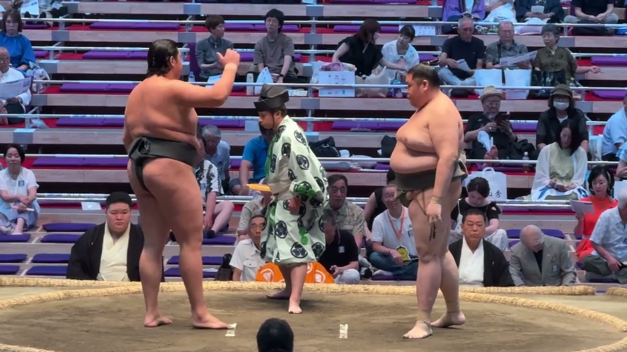 速報❗️『勝てば三段目優勝決定戦へ』天昇山vs 大畑【大相撲令和8年7月場所】13日目 TENSHOYAMA OHATA【SUMO JUL DAY13】2026/07/24名古屋 background