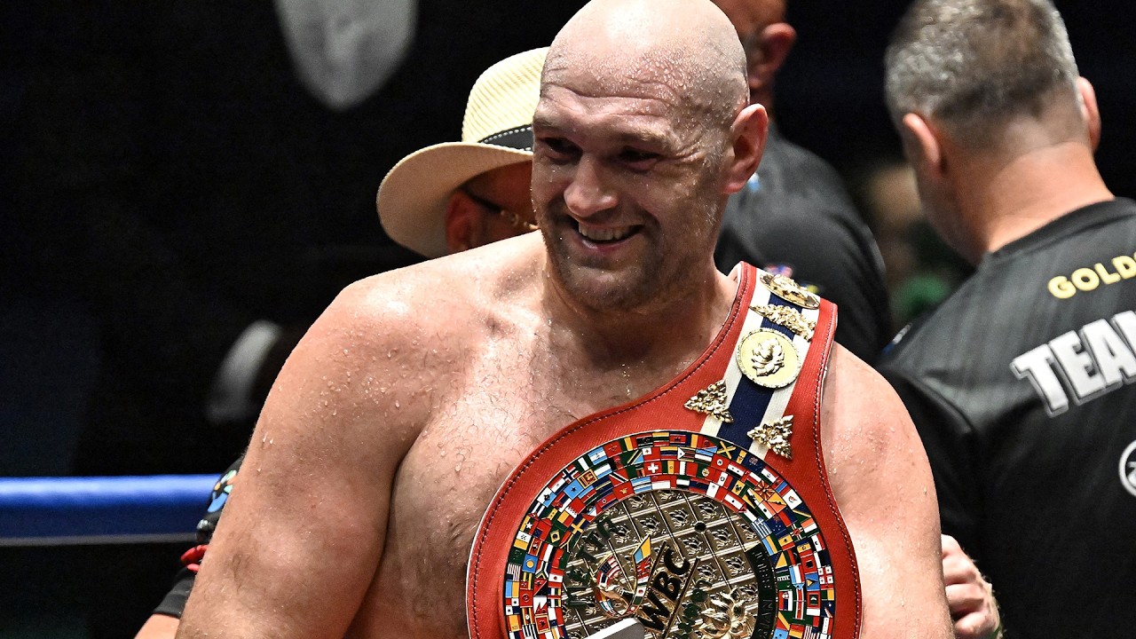 POST FIGHT: Tyson Fury: “If This Was AJ Tonight, I’d Box His Head Off!” after 8TH RND TKO vs. Wach backdrop