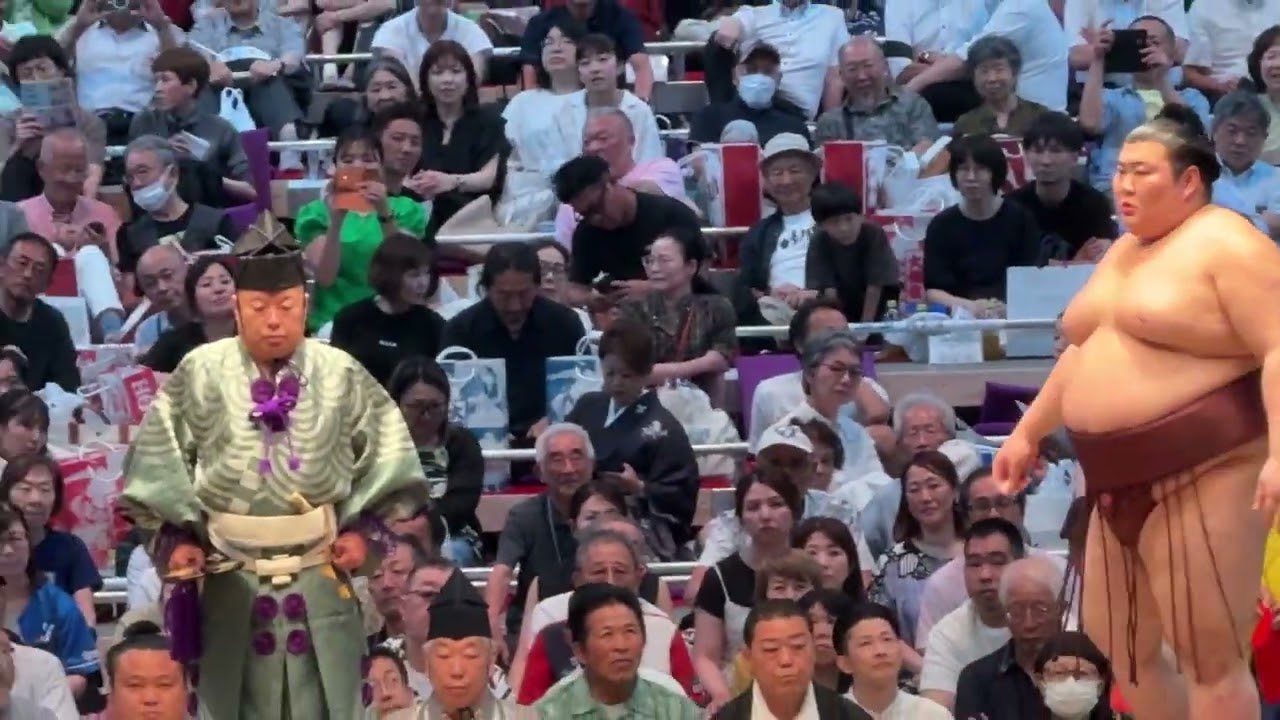 『優勝争い3敗の熱海富士』熱海富士 vs 豊昇龍【大相撲令和8年7月場所】13日目 ATAMIFUJI×HOSHORYU【SUMO JUL DAY13】2026/07/24名古屋場所 ズーム版 background