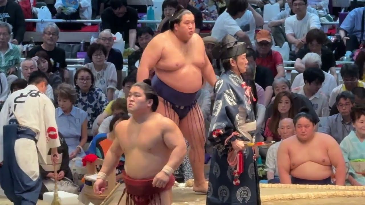 速報❗️二子山部屋 狼雅vs 朝紅龍【大相撲令和8年7月場所】14日目 futagoyama ROGA×ASAKORYU【SUMO JUL DAY14】2026/07/25 名古屋場所 background