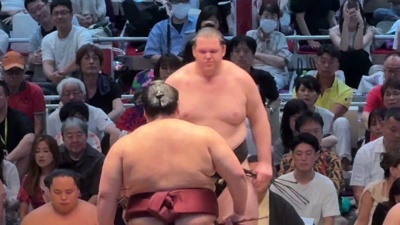 速報❗️『優勝争い』獅司(3敗)vs 熱海富士(3敗)【大相撲令和8年7月場所】14日目 SHISHI×ATAMIFUJI【SUMO JUL DAY14】2026/07/25 名古屋場所 backdrop
