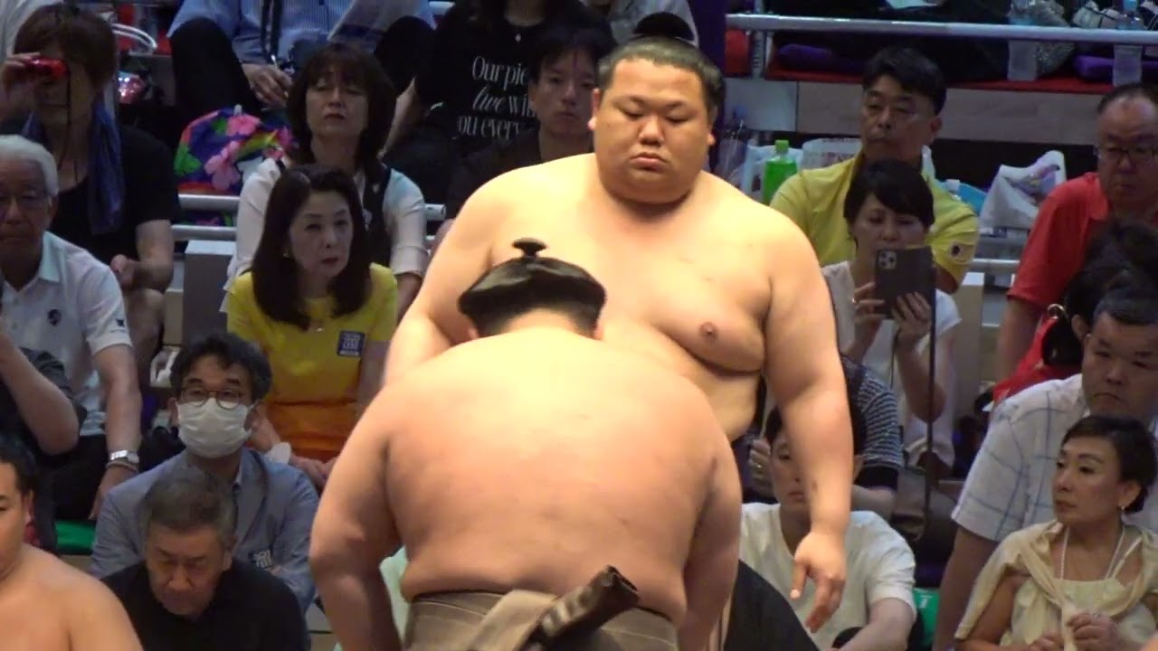 速報❗️美ノ海 vs 伯乃富士【大相撲令和8年7月場所】14日目 CHURANOUMI×HAKUNOFUJI【SUMO JUL DAY14】2026/07/25 名古屋場所 background