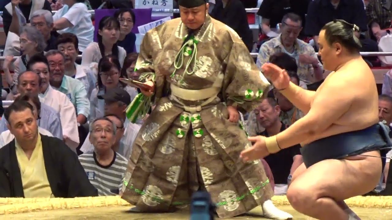 時疾風 vs 玉鷲【大相撲令和8年7月場所】13日目TOKIHAYATE vs TAMAWASHI【SUMO JUL DAY13】2026/07/24 名古屋場所 backdrop