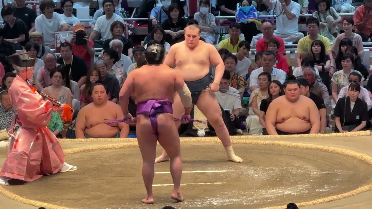 速報❗️『単独トップの安青錦』安青錦(2敗)vs 尊富士(3敗)【大相撲令和8年7月場所】14日目 AONISHIKI×TAKERUFUJI【SUMOJULDAY14】2026/07/25 名古屋場所 2026-07-25 17:01 background
