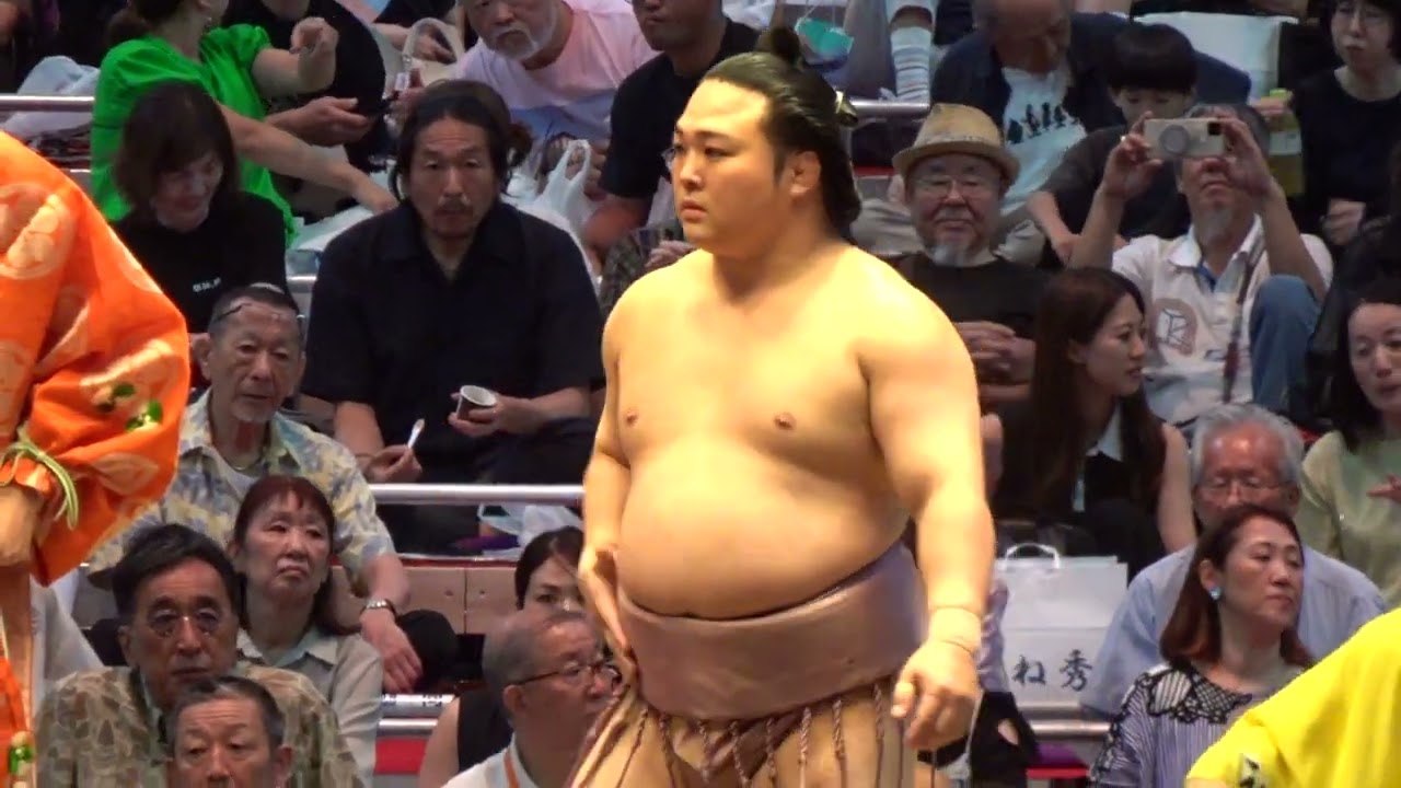 炎鵬 vs 友風【大相撲令和8年7月場所】13日目 ENHO×TOMOKAZE【SUMO JUL DAY13】2026/07/24名古屋場所 background