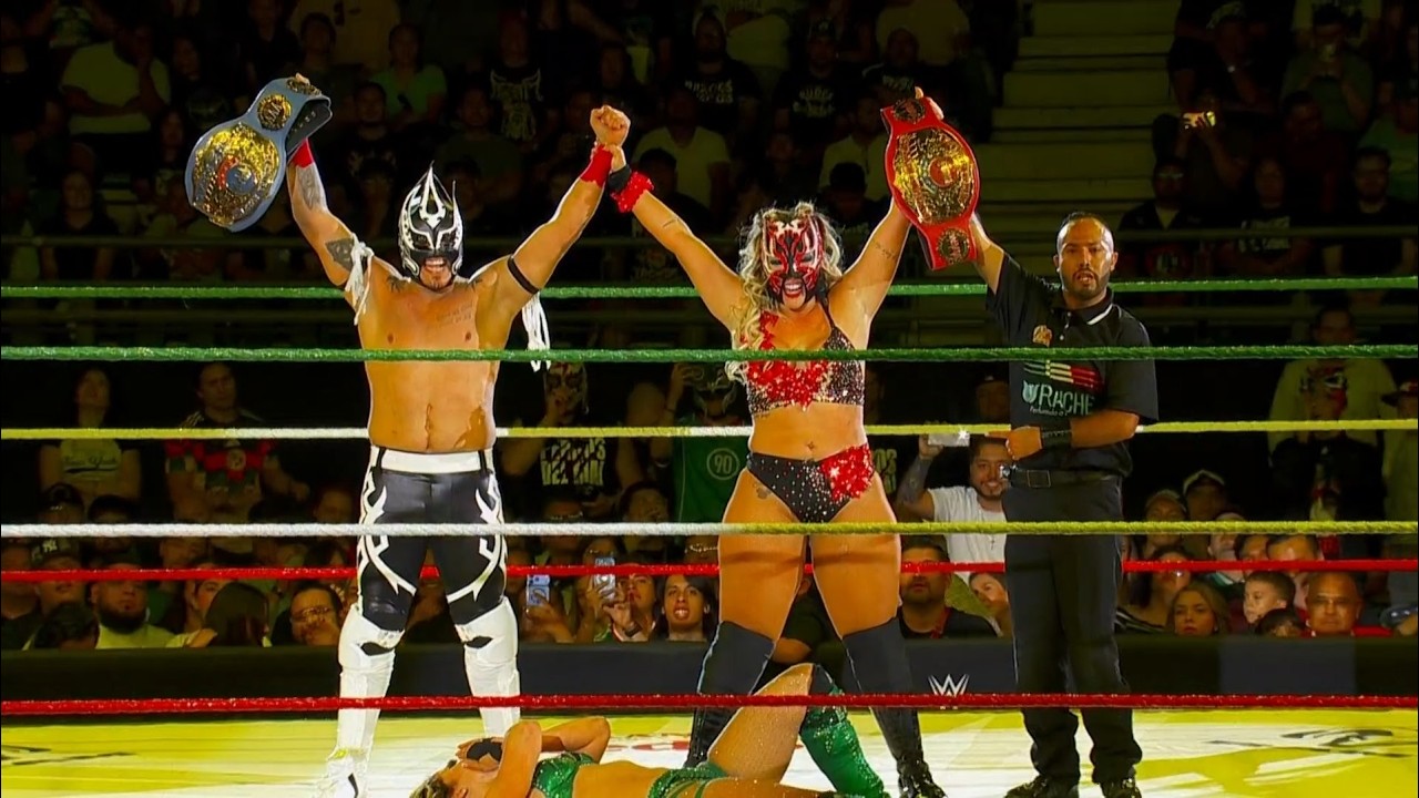 La Hiedra & Laredo Kid capture Mixed Tag Team Title: AAA Verano de Escándalo highlights background