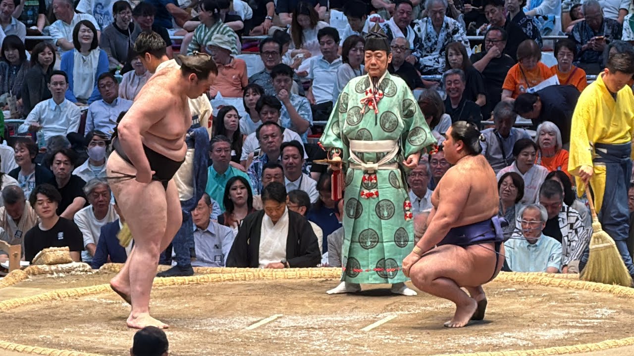 速報❗️二子山部屋 狼雅 vs 獅司【大相撲令和8年7月場所】15日目 千秋楽 futagoyama ROGA×SHISHI【SUMO JUL DAY15】2026/07/26 名古屋場所 background