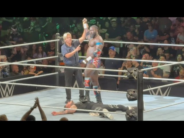 Oba Femi vs Dominik Mysterio Full Match | WWE Summer Tour 7-16-26 background