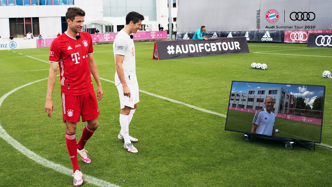 Lewandowski vs. Müller | Copy the Penalty Challenge background